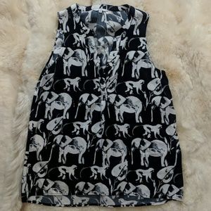 Crown and Ivy navy top